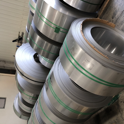 6000mm Edelstahl-Streifen-Schraubenfeder galvanisierte kaltgewalzt