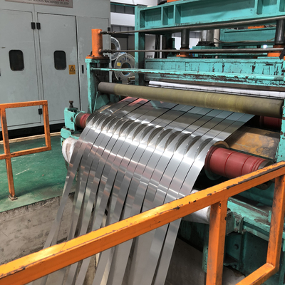 6000mm Edelstahl-Streifen-Schraubenfeder galvanisierte kaltgewalzt